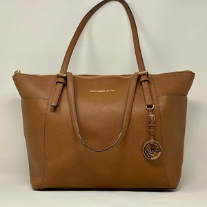 Michael Kors Medium Top Zip Jet Set Tote Bag